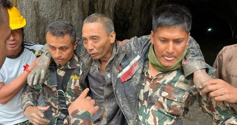 ११ दिनपछि अपर त्रिशूली-१ को सुरुङबाट चिनियाँ नागरिकको जीवित उद्धार